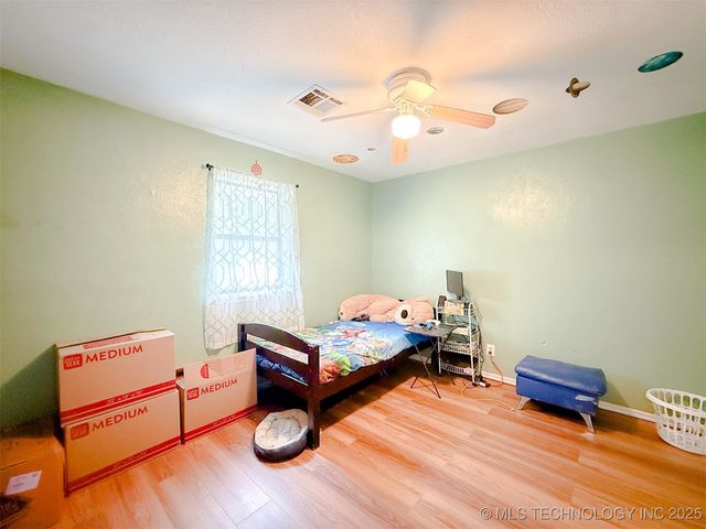 1201 E Atlanta Avenue, Davis, OK 73030