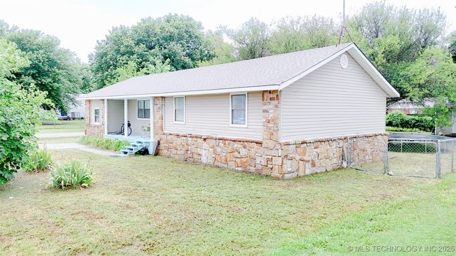 1201 E Atlanta Avenue, Davis, OK 73030