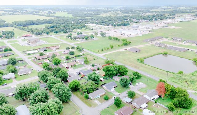 1201 E Atlanta Avenue, Davis, OK 73030