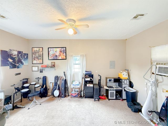 1201 E Atlanta Avenue, Davis, OK 73030