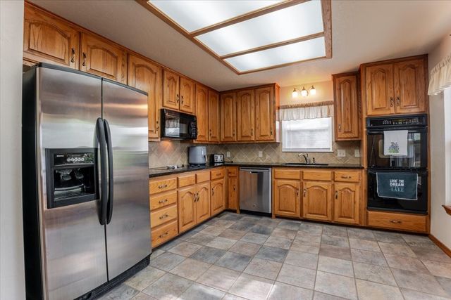 5247 Wells Drive, Possum Kingdom Lake, TX 76450