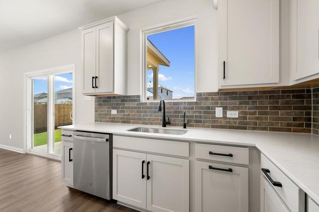 165 Jans WAY, Georgetown, TX 78626