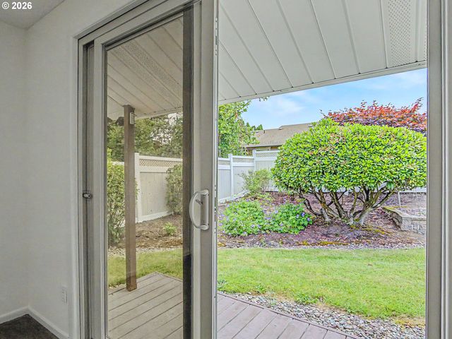 1702 Sw MAWRCREST Ave, Gresham, OR 97080
