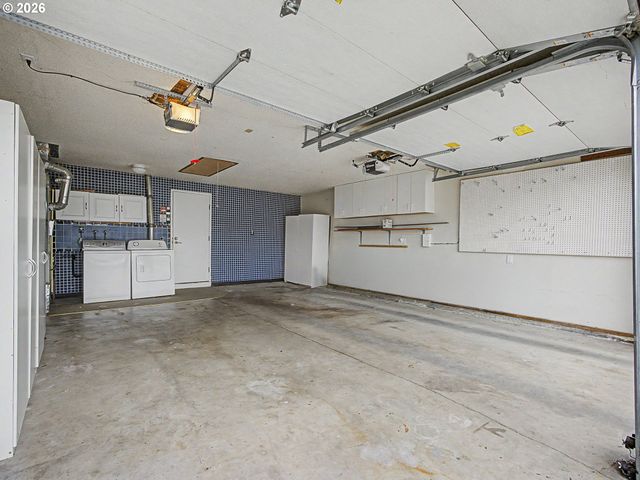 1702 Sw MAWRCREST Ave, Gresham, OR 97080