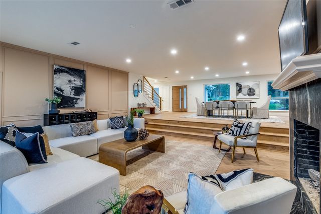 9563 Windy Knoll Drive, Dallas, TX 75243