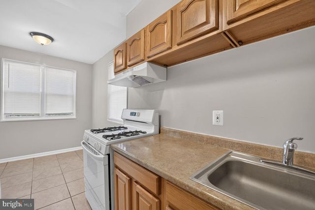 4741 SOUTH CAPITOL TER SW, Washington, DC 20032