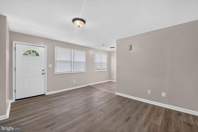 4741 SOUTH CAPITOL TER SW, Washington, DC 20032