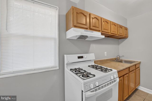 4741 SOUTH CAPITOL TER SW, Washington, DC 20032