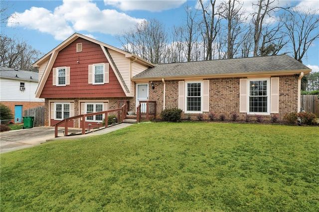 1315 Sanden Ferry Drive, Decatur, GA 30033