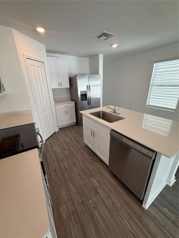 7207 SW 92ND STREET, Ocala, FL 34476