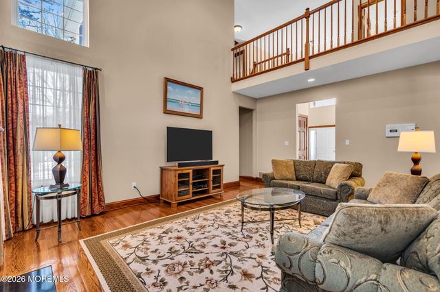 29 Erin Drive, Jackson, NJ 08527