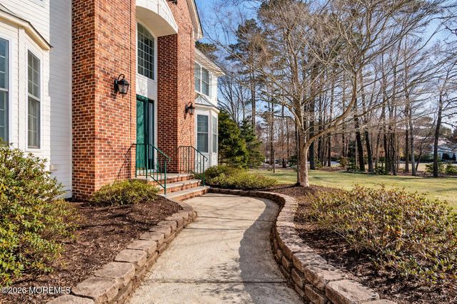 29 Erin Drive, Jackson, NJ 08527