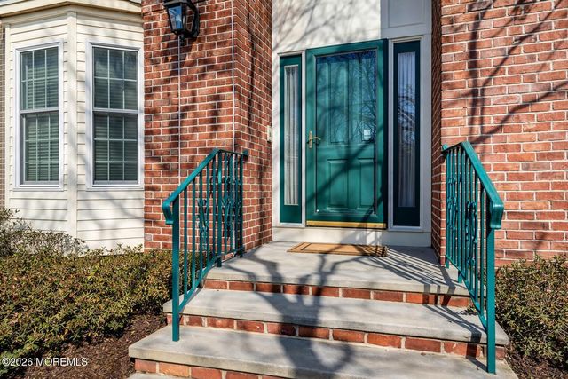 29 Erin Drive, Jackson, NJ 08527