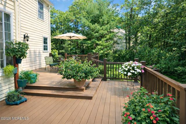 29 Erin Drive, Jackson, NJ 08527