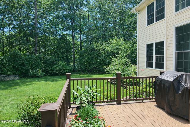 29 Erin Drive, Jackson, NJ 08527