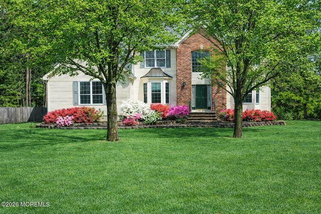 29 Erin Drive, Jackson, NJ 08527