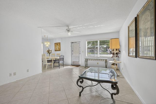 100 SHEFFIELD E, West Palm Beach, FL 33417