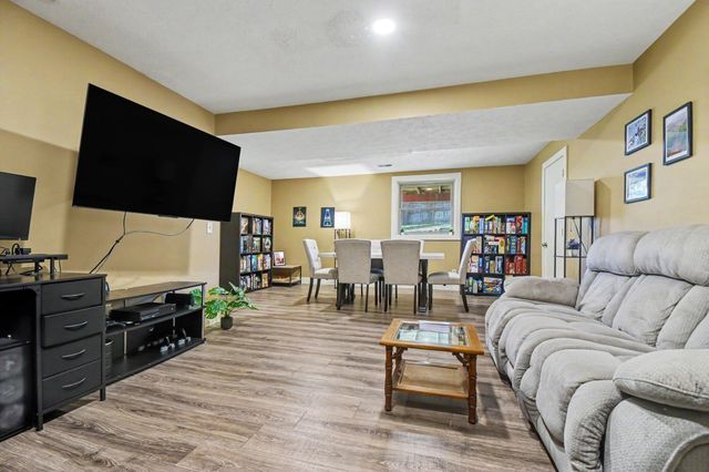 8300 Woodpark Drive Sw, Byron Twp, MI 49315