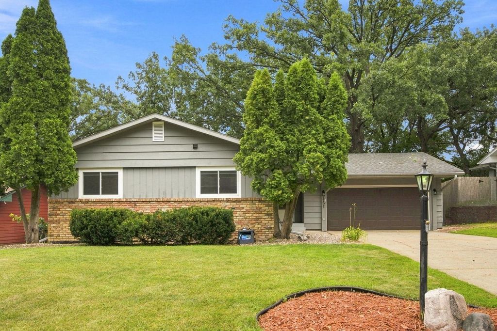 1797 Tioga Boulevard, New Brighton, MN 55112