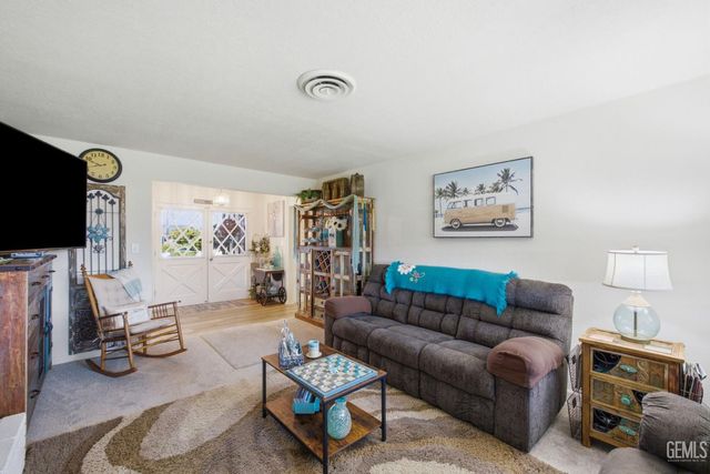 4536 Kevin Drive, Bakersfield, CA 93308