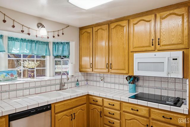 4536 Kevin Drive, Bakersfield, CA 93308