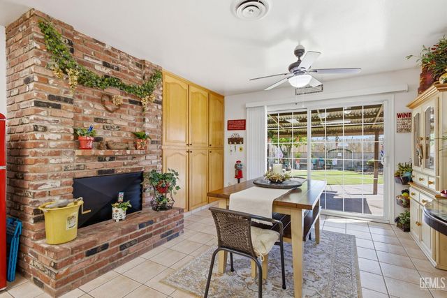 4536 Kevin Drive, Bakersfield, CA 93308