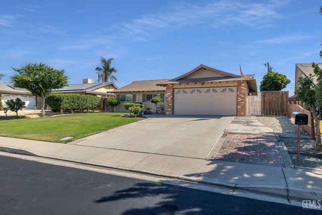 4536 Kevin Drive, Bakersfield, CA 93308