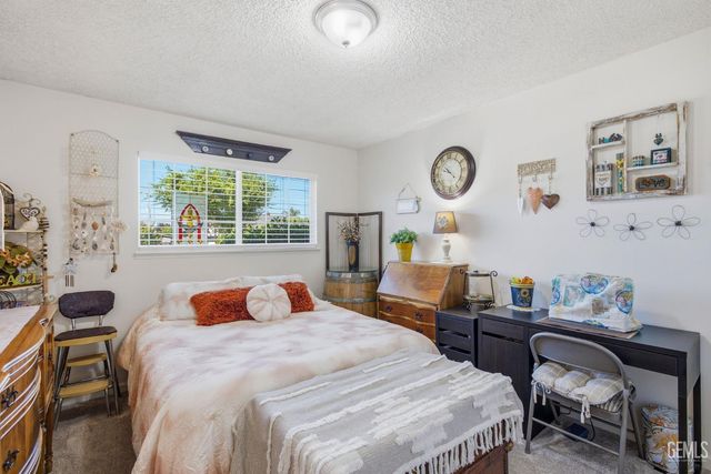 4536 Kevin Drive, Bakersfield, CA 93308