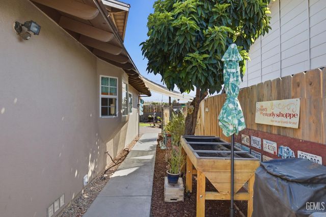 4536 Kevin Drive, Bakersfield, CA 93308