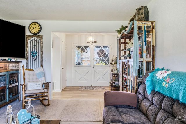 4536 Kevin Drive, Bakersfield, CA 93308