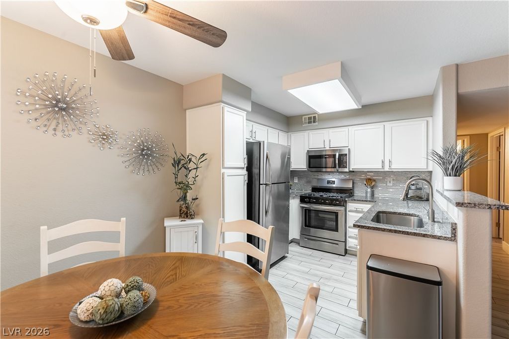 3174 Tarpon Drive 102, Las Vegas, NV 89120 — photo 3