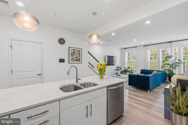 2731 PINEBROOK RD, Landover, MD 20785