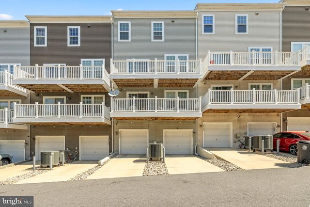 2731 PINEBROOK RD, Landover, MD 20785