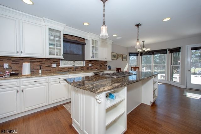 6 Clydesdale Ridge Rd, Wantage Twp., NJ 07461