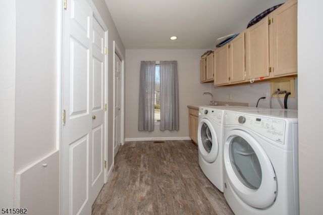 6 Clydesdale Ridge Rd, Wantage Twp., NJ 07461