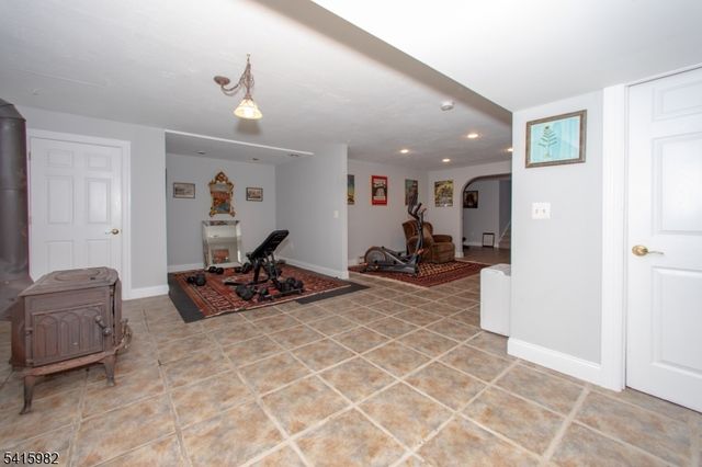 6 Clydesdale Ridge Rd, Wantage Twp., NJ 07461