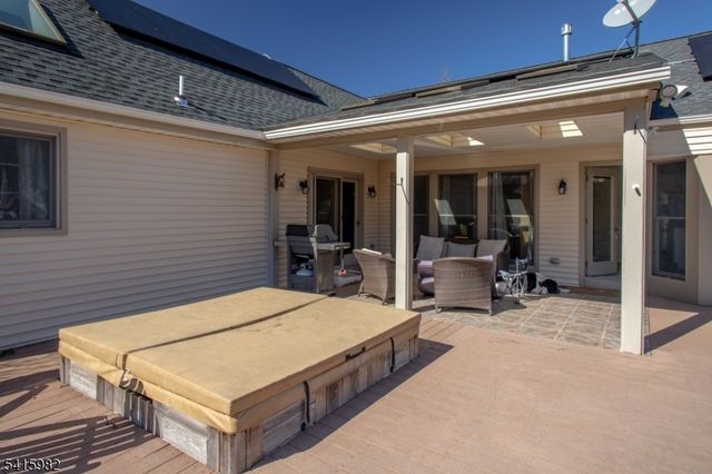 6 Clydesdale Ridge Rd, Wantage Twp., NJ 07461