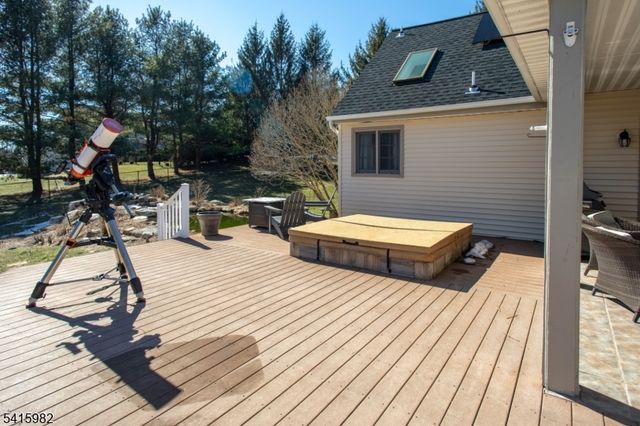 6 Clydesdale Ridge Rd, Wantage Twp., NJ 07461