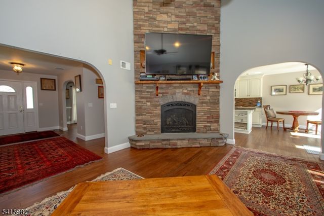 6 Clydesdale Ridge Rd, Wantage Twp., NJ 07461