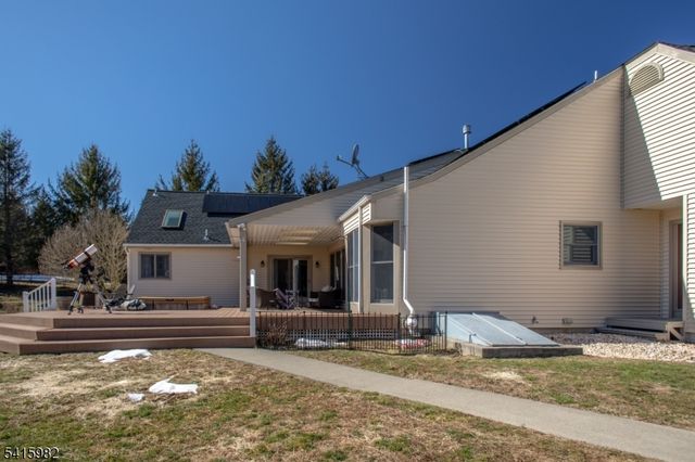 6 Clydesdale Ridge Rd, Wantage Twp., NJ 07461