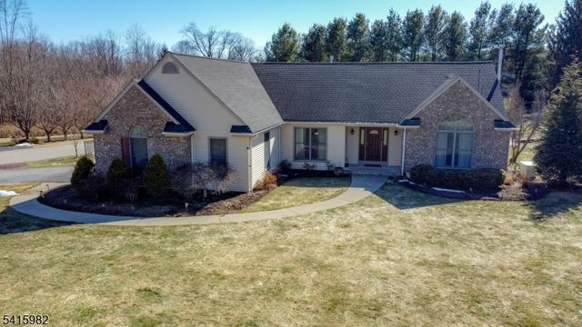 6 Clydesdale Ridge Rd, Wantage Twp., NJ 07461