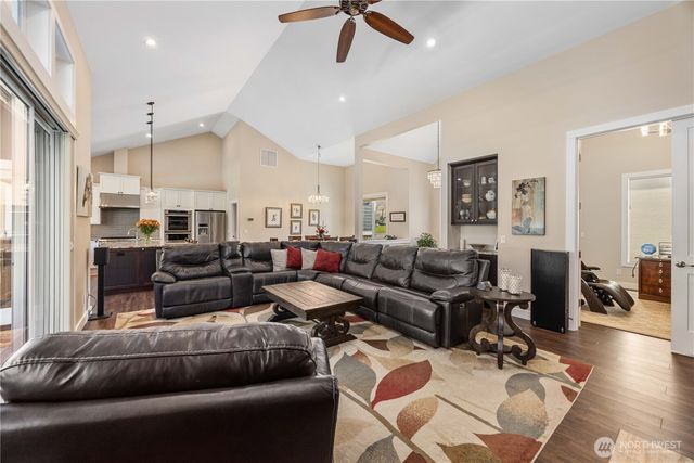 24 Moser Lane, Orondo, WA 98843