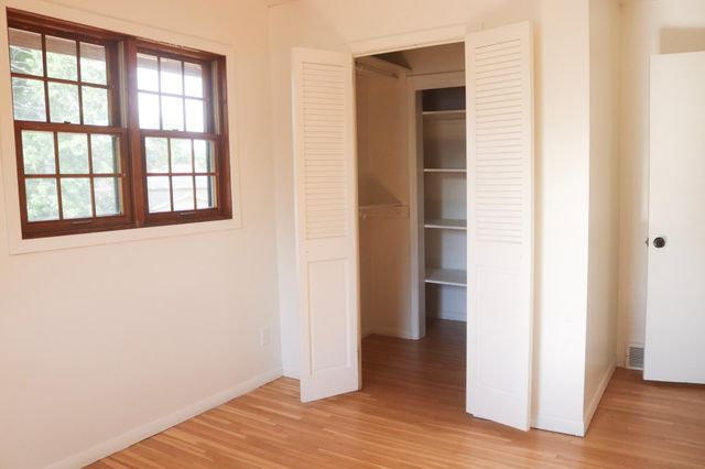 2012 2nd Street N, South Saint Paul, MN 55075