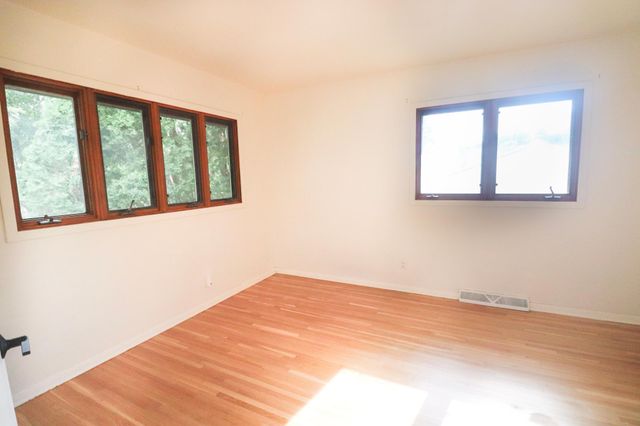 2012 2nd Street N, South Saint Paul, MN 55075