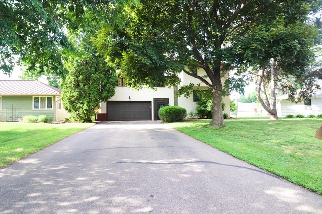 2012 2nd Street N, South Saint Paul, MN 55075