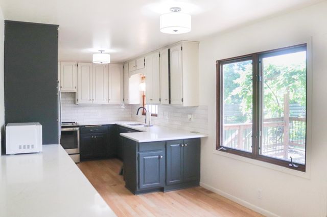 2012 2nd Street N, South Saint Paul, MN 55075