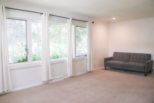 2012 2nd Street N, South Saint Paul, MN 55075