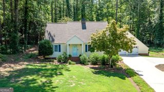 21 Hawthorne Drive, Newnan, GA 30263