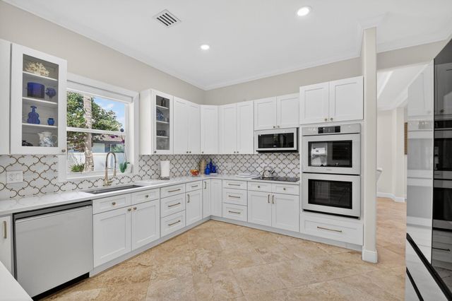 7249 NE Bay Harbour Avenue, Boca Raton, FL 33487