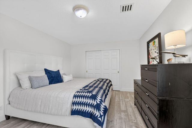 7249 NE Bay Harbour Avenue, Boca Raton, FL 33487